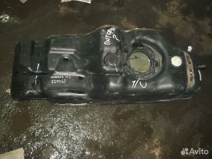 Бак топливный (Hummer H3)