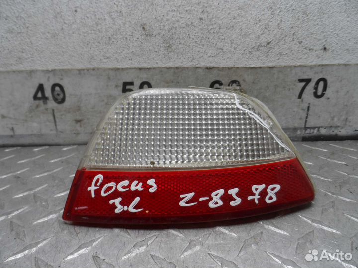 Фонарь габаритный Ford Focus 1