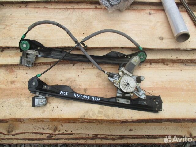 Стеклоподъемник передний правый Focus I