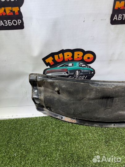 Водосток Nissan Tiida, C11