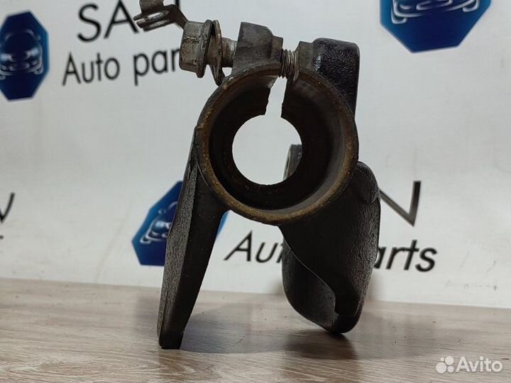 Крепление амортизатора левое Bmw X5 E70 N52B30AF