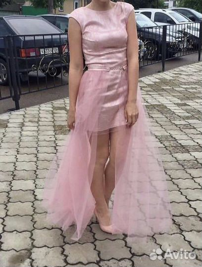 Вечернее платье