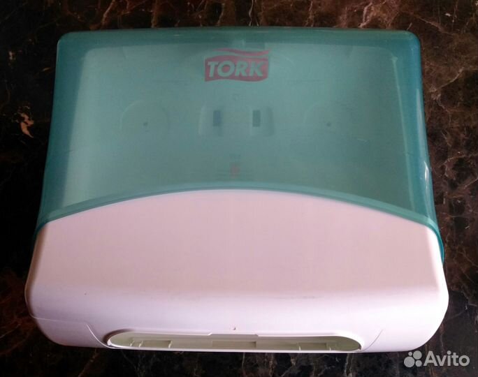 Диспенсер протирочных салфеток Tork Performance W4