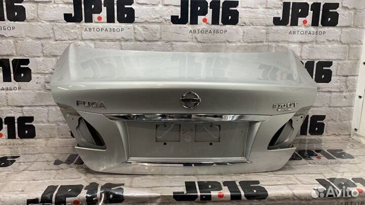 Крышка багажника задняя Infiniti M37 Y51 VQ37VHR