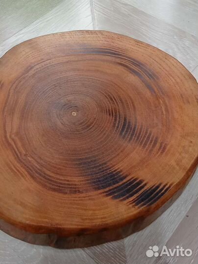 Слэб дерева и спилы