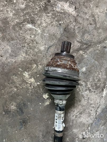 Привод передний правый VW Tiguan 2.0 АКПП 08-16