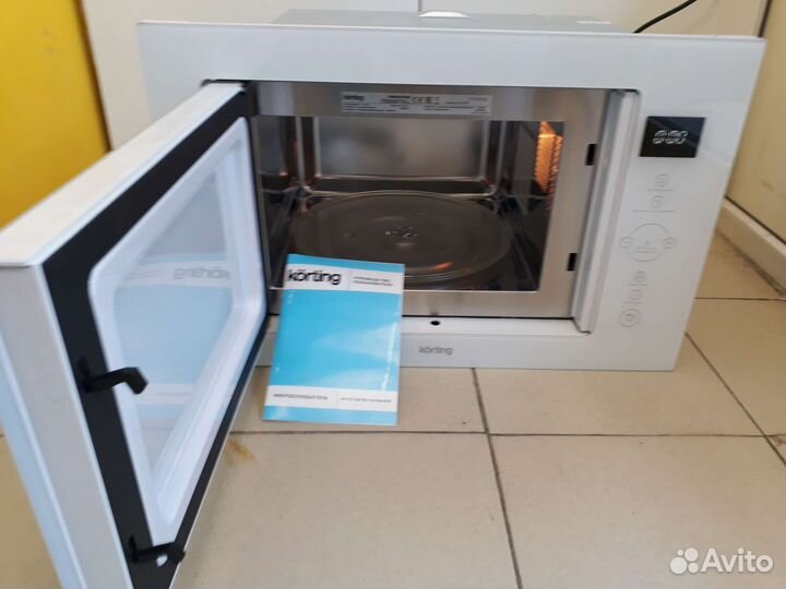 Микроволновая печь Korting KMI 825TGW (10278)