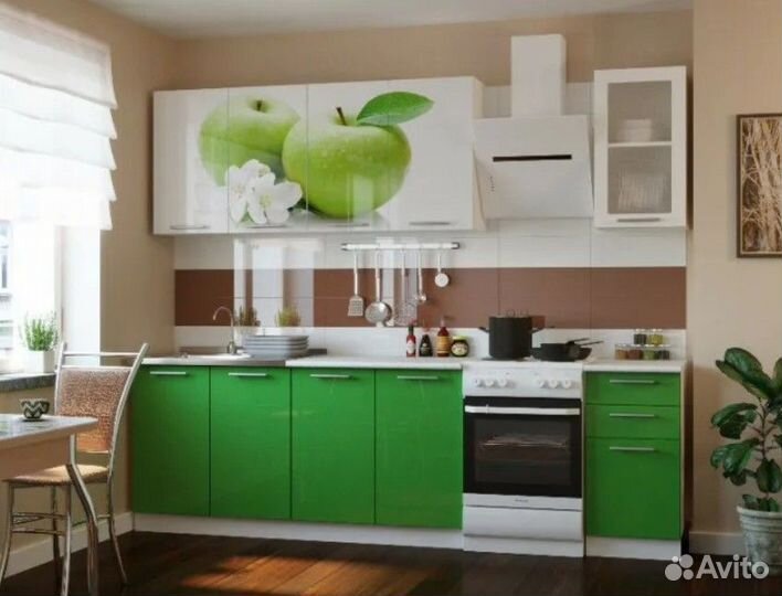 Кухонный гарнитур кухня зеленого цвета