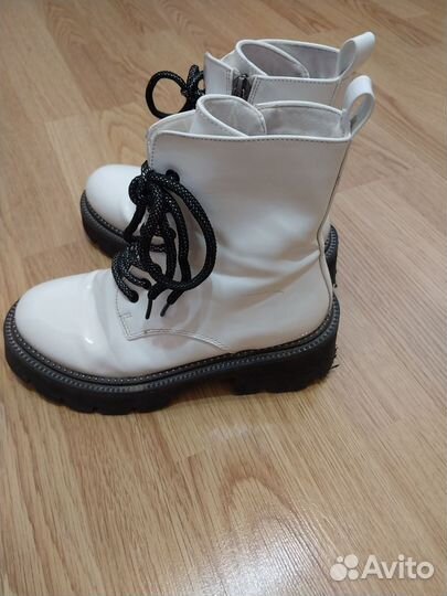 Ботинки женские весенние 35р