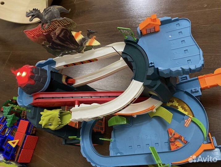 Автотрек «Холм динозавра»