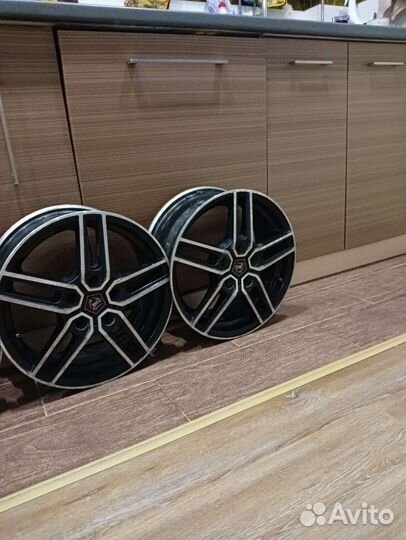 Литые диски r15 5x105