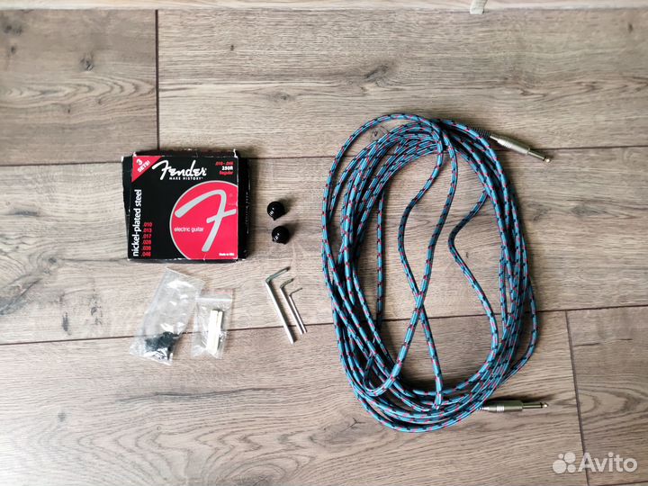 Электрогитара (Stratocaster)