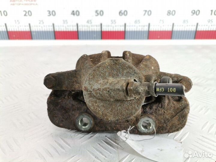 Суппорт передний правый Citroen C3 2003