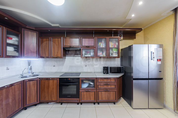 2-к. квартира, 79,3 м², 3/9 эт.