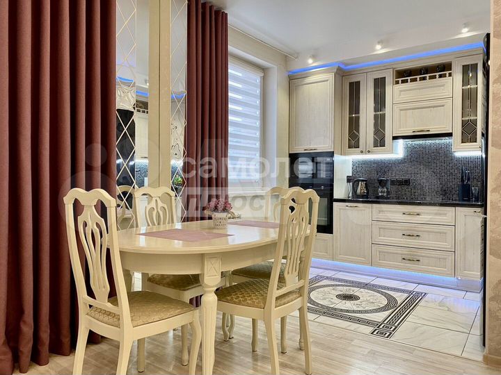 3-к. квартира, 75,8 м², 1/3 эт.