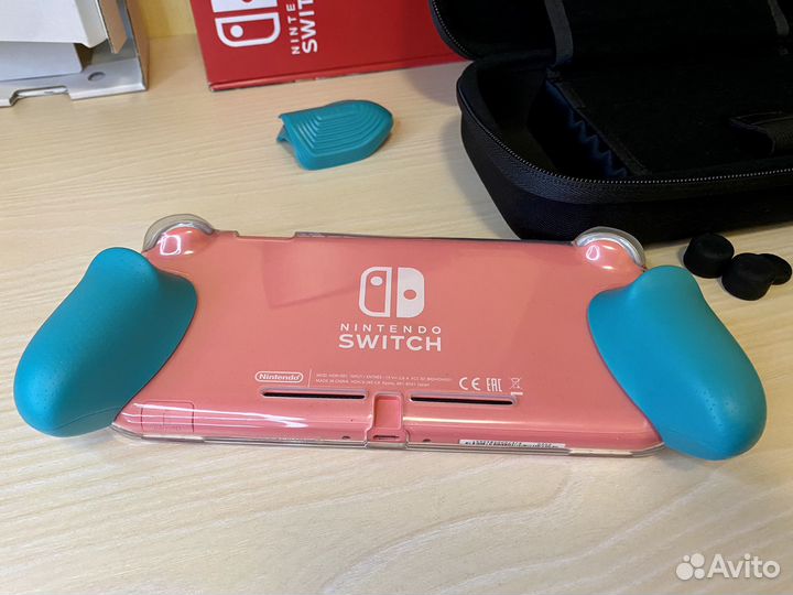 Чехол Skull & Co Grip для Nintendo switch Lite