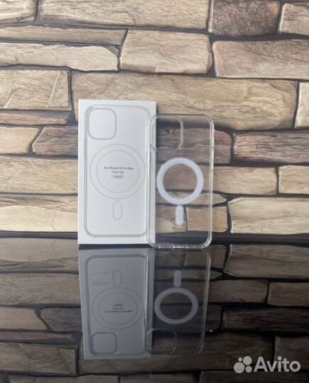 Силиконовый чехол с MagSafe для iPhone с анимацией