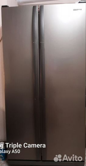 Холодильник двухдверный samsung