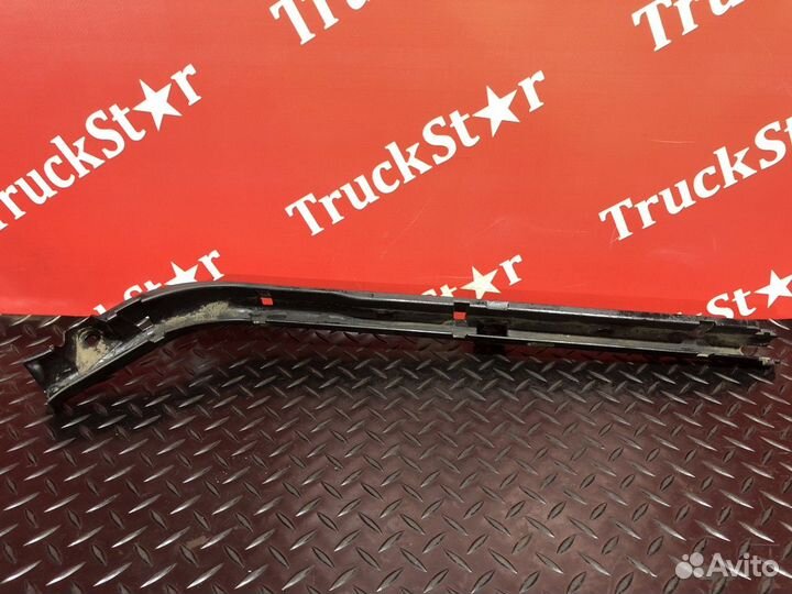 Кронштейн проводки левый Daf XF106