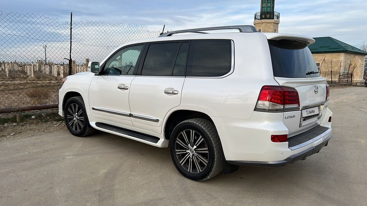 Lexus LX: фото владельца