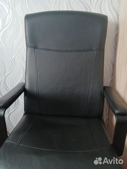 Продам компьютерное кресло