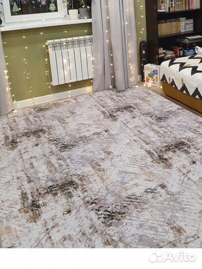 Ковер 2 на 3 новый