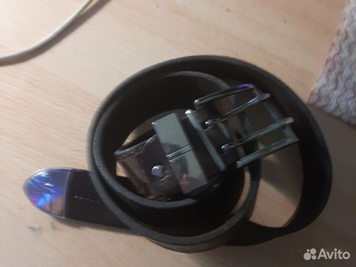 Мужской кожаный ремень коричневый