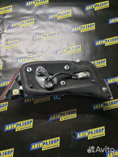 Фонарь задний внутренний правый Honda Accord