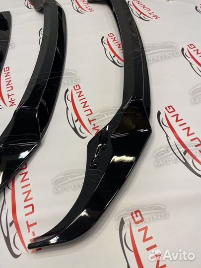 Сплиттер BMW X7 G07 нижняя губа