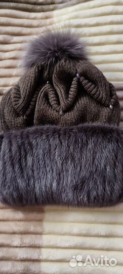 Шапка женская вязаная с мехом норки