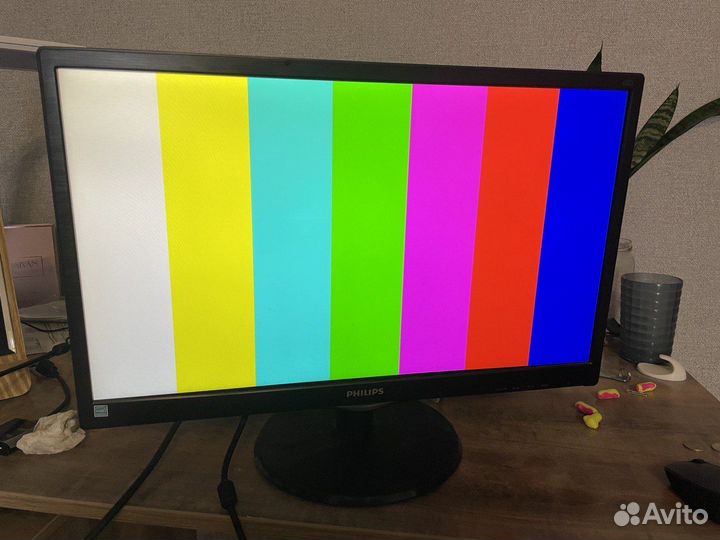 Philips 223V5L монитор