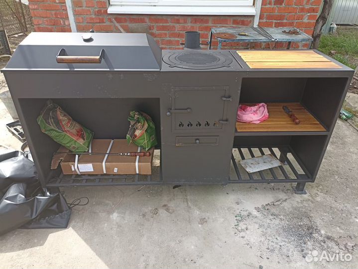 Мангал с крышей