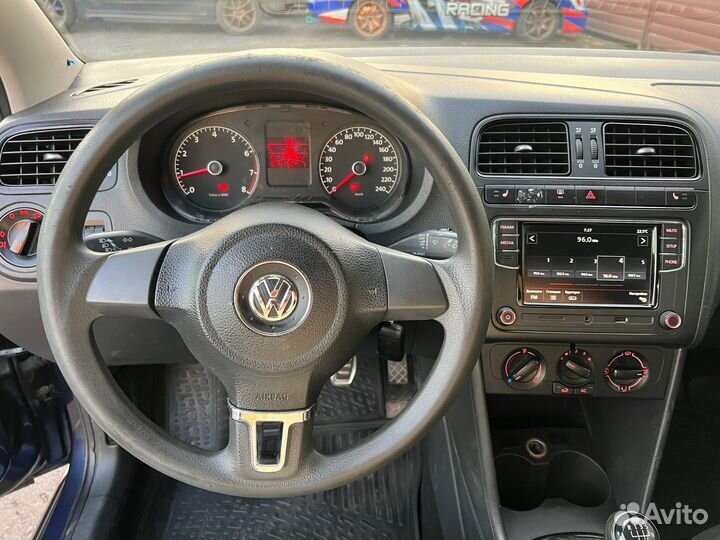 Volkswagen Polo 1.6 МТ, 2014, 226 000 км