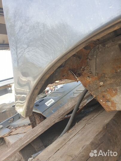 Крыло заднее левое Volvo V70 D5244T 2004Г.в