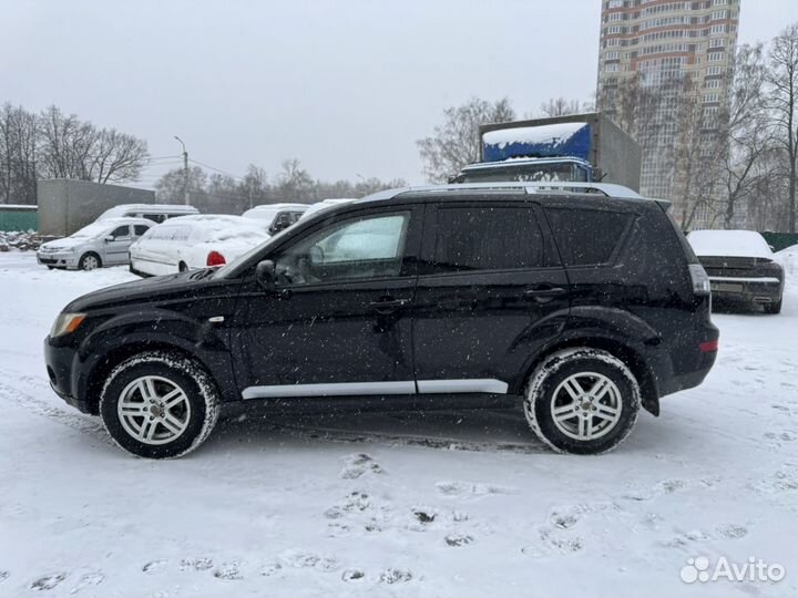 Mitsubishi Outlander 2.4 МТ, 2008, 290 000 км