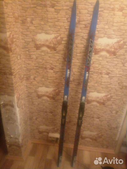 Лыжи для подростка с креплениями