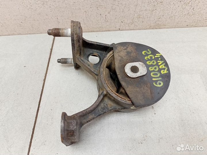 Опора двигателя Тойота