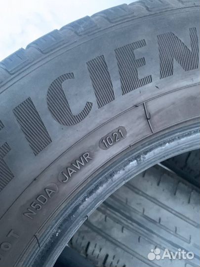 Goodyear EfficientGrip SUV 4x4 215/70 R16 100H