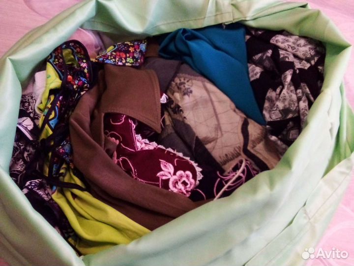 Пакет женских вещей