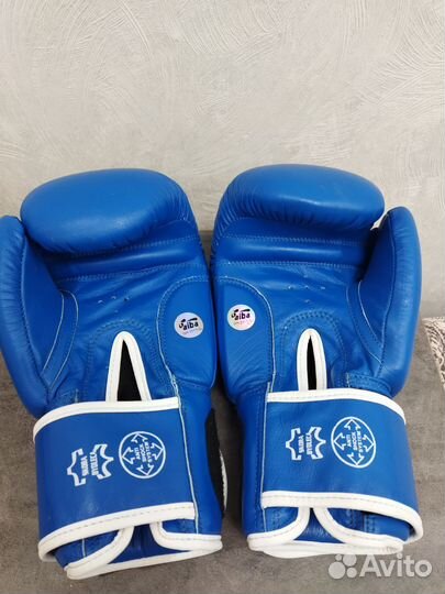 Боксерские перчатки новые 10 oz,green hill, 2 пары