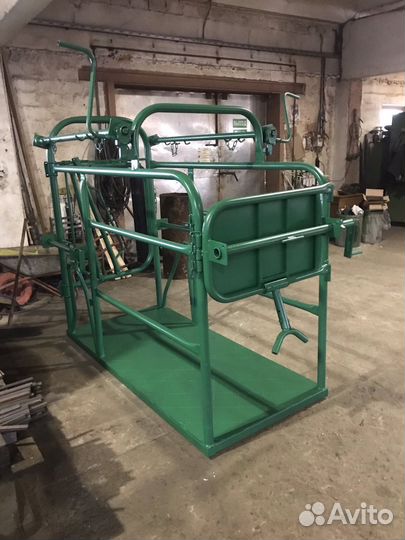 Станок обработки копыт крс