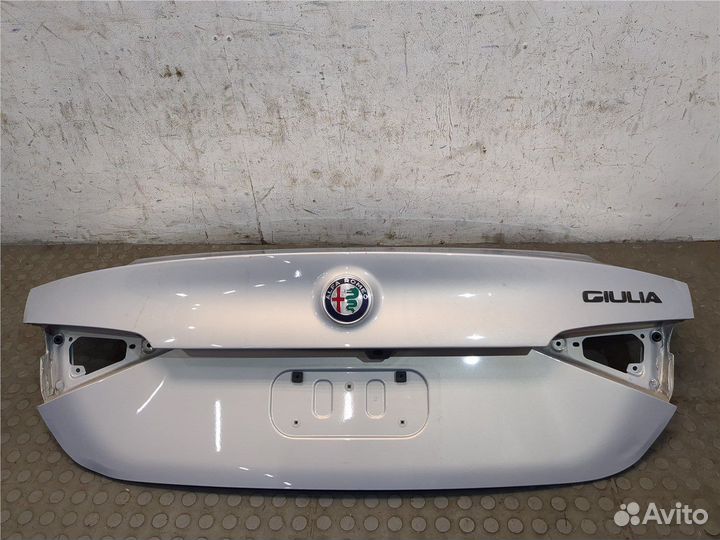 Крышка багажника Alfa Romeo Giulia 2015, 2020