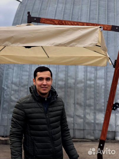 Уличный зонт для кафе