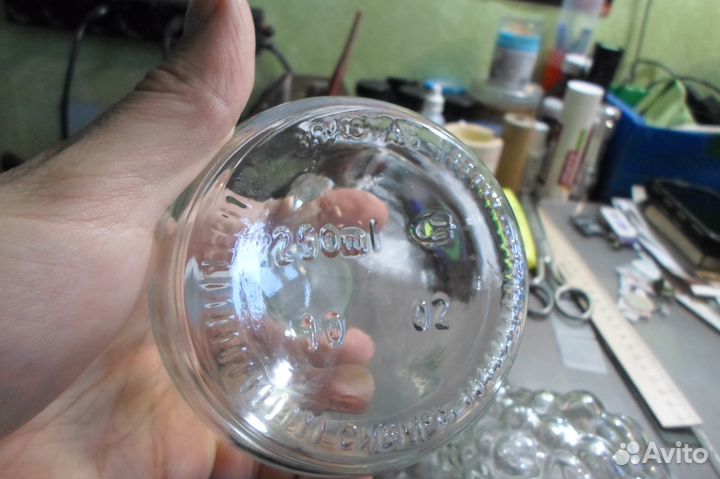 Бутылка стеклянная прозрачная 