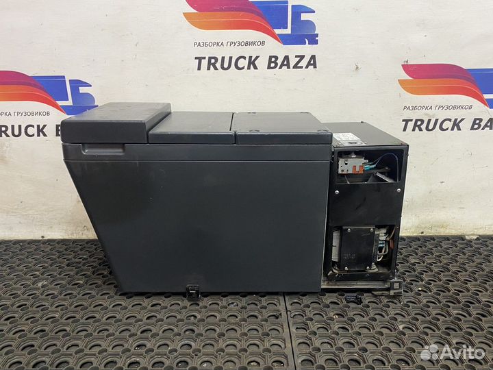 Холодильник Iveco Stralis