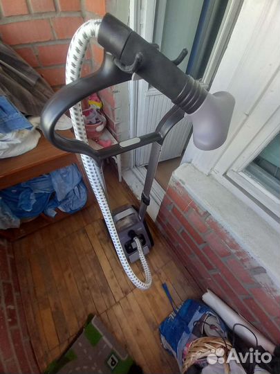 Отпариватель для одежды вертикальный