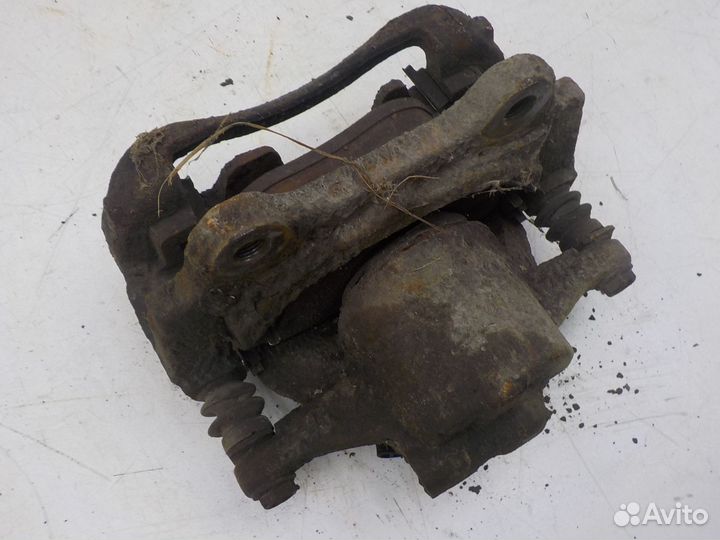 Суппорт тормозной передний правый Fiat Doblo 2005