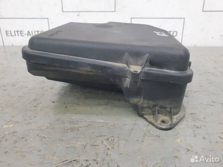 Корпус блока предохранителей Audi A6 Allroad C5