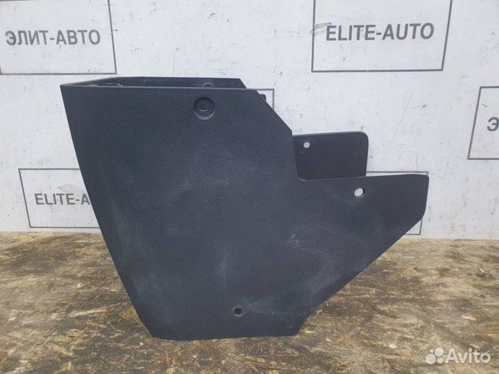 Вещевой ящик Dodge Grand Caravan 5 3.8 2010