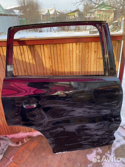 Задняя правая дверь на VW Tiguan